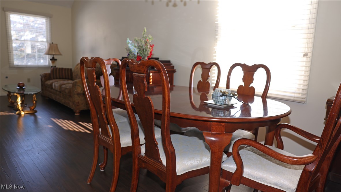 Macintosh Farms Condo 02 - Residential