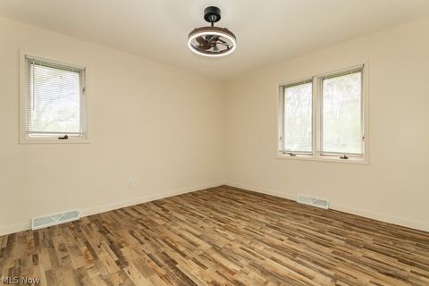 Tiny photo for 33510 Lake Shore Boulevard, Lakeline, OH 44095 (MLS # 5200473)