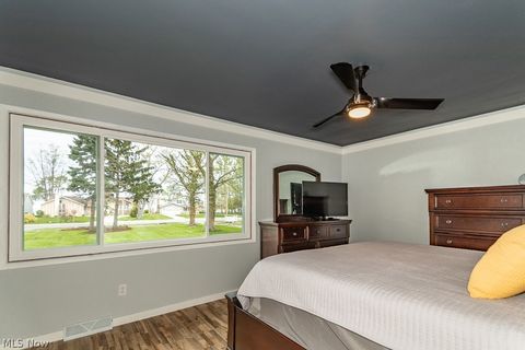 Tiny photo for 33510 Lake Shore Boulevard, Lakeline, OH 44095 (MLS # 5200473)