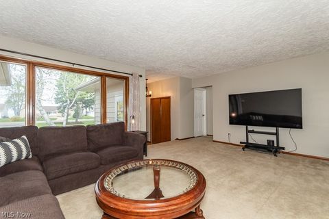 Tiny photo for 33510 Lake Shore Boulevard, Lakeline, OH 44095 (MLS # 5200473)
