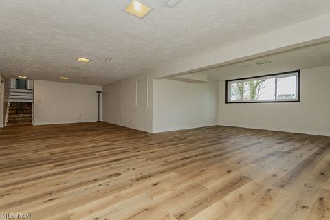 Tiny photo for 33510 Lake Shore Boulevard, Lakeline, OH 44095 (MLS # 5200473)