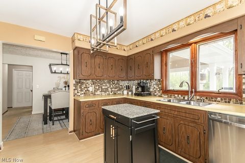 Tiny photo for 33510 Lake Shore Boulevard, Lakeline, OH 44095 (MLS # 5200473)