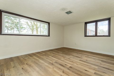 Tiny photo for 33510 Lake Shore Boulevard, Lakeline, OH 44095 (MLS # 5200473)