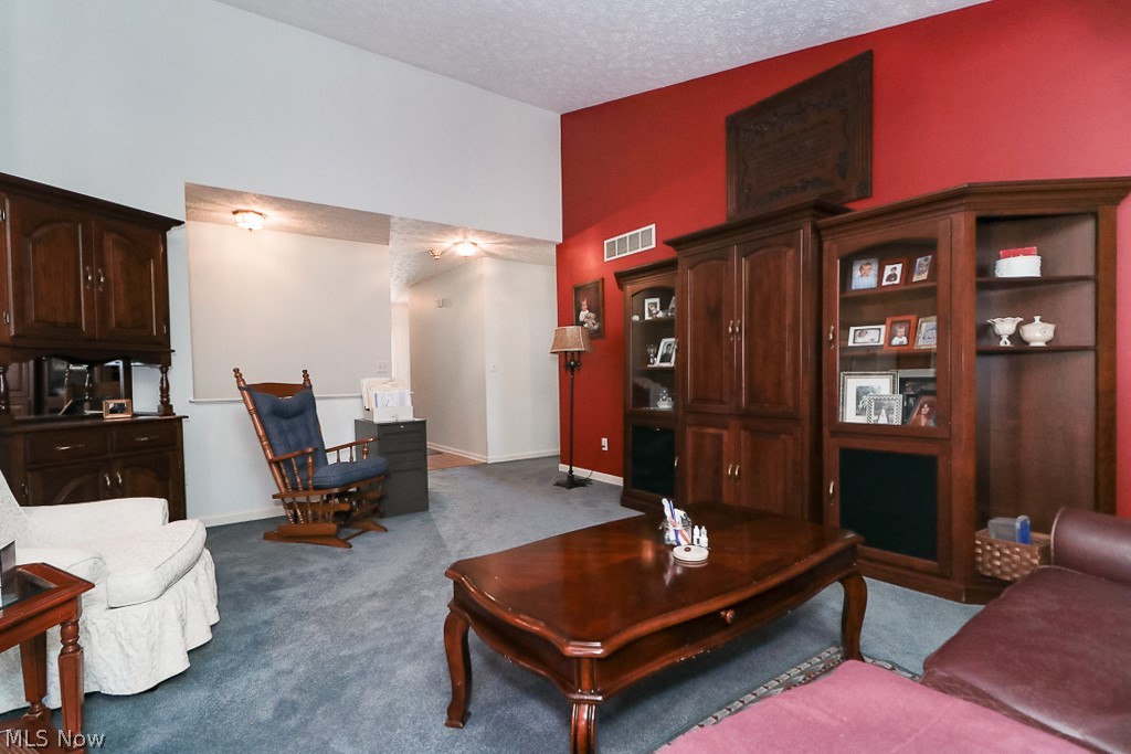 Deerfield Meadows - Residential