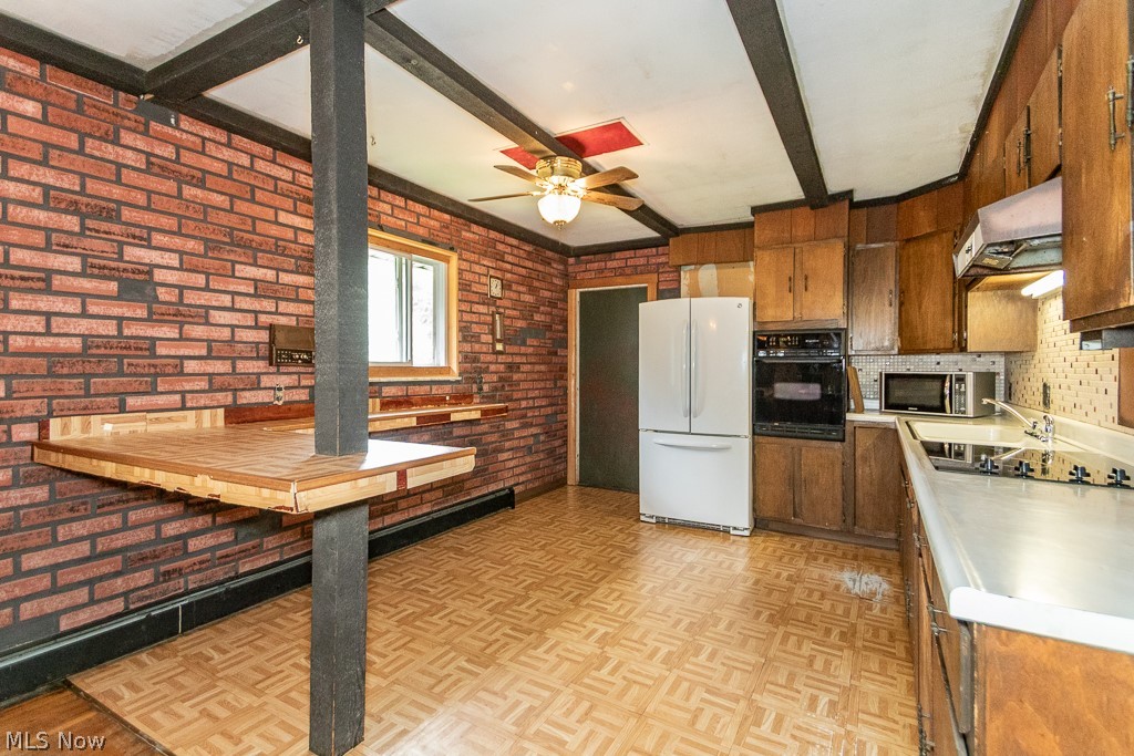 Parker Tr - Residential