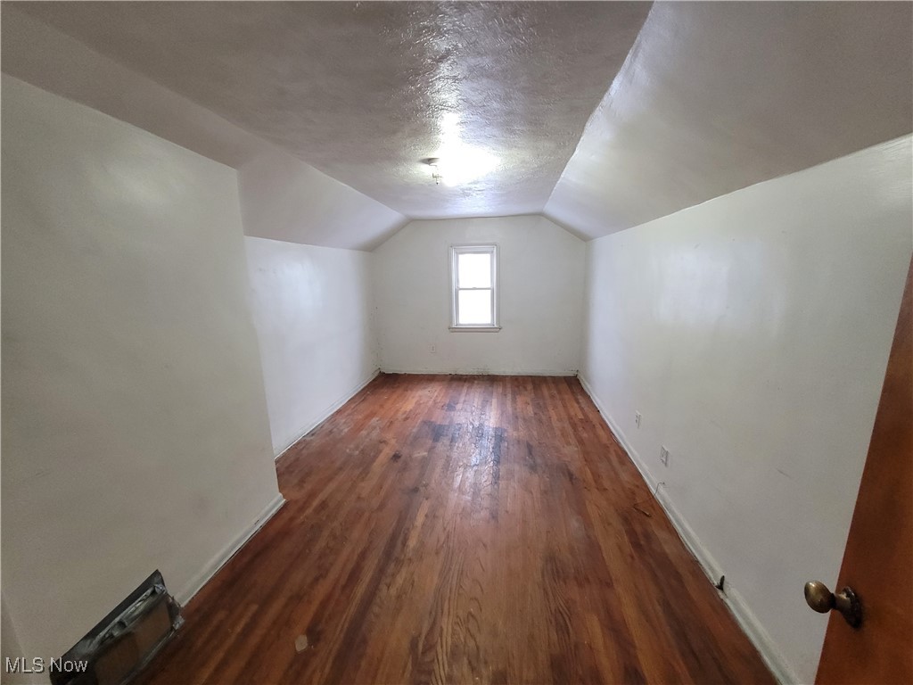 Walter - Residential