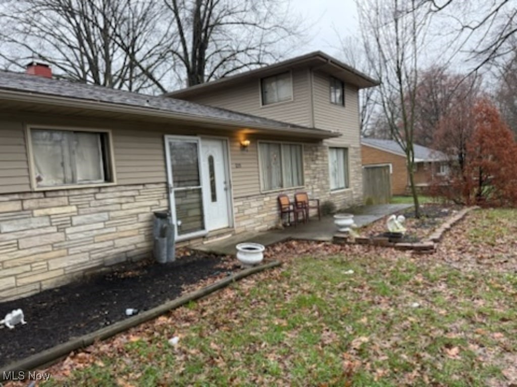 1235 S Meridian Road, Youngstown, Ohio image 1