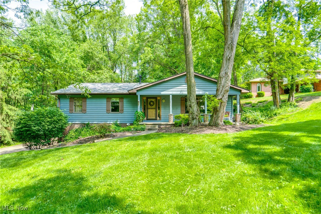 2577 Sweitzer Road, Uniontown, Ohio image 1