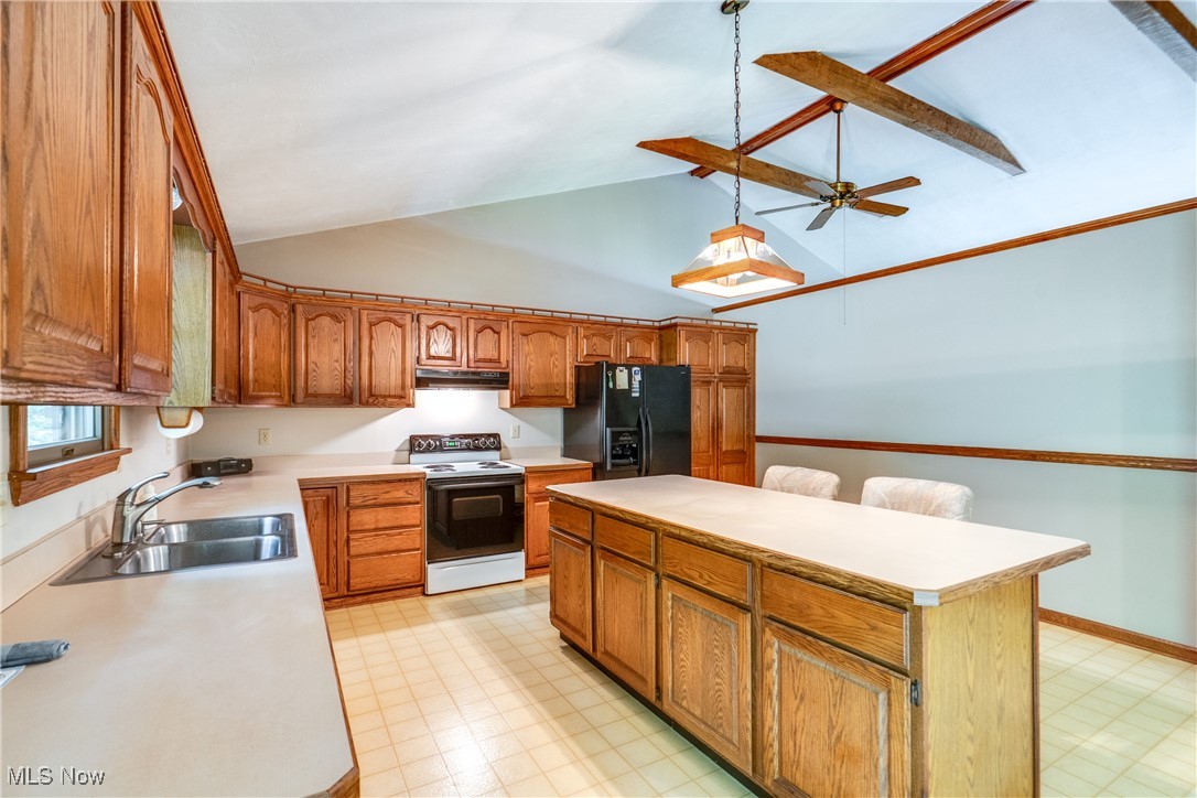 2577 Sweitzer Road, Uniontown, Ohio image 9