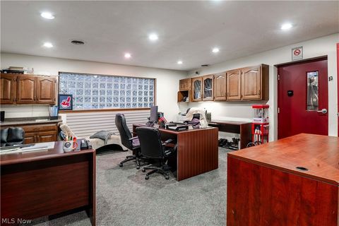 Tiny photo for 186 Lear Road, Avon Lake, OH 44012 (MLS # 5198162)