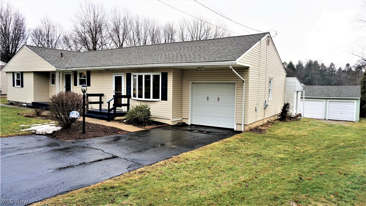 Green Lawn Knolls - Residential