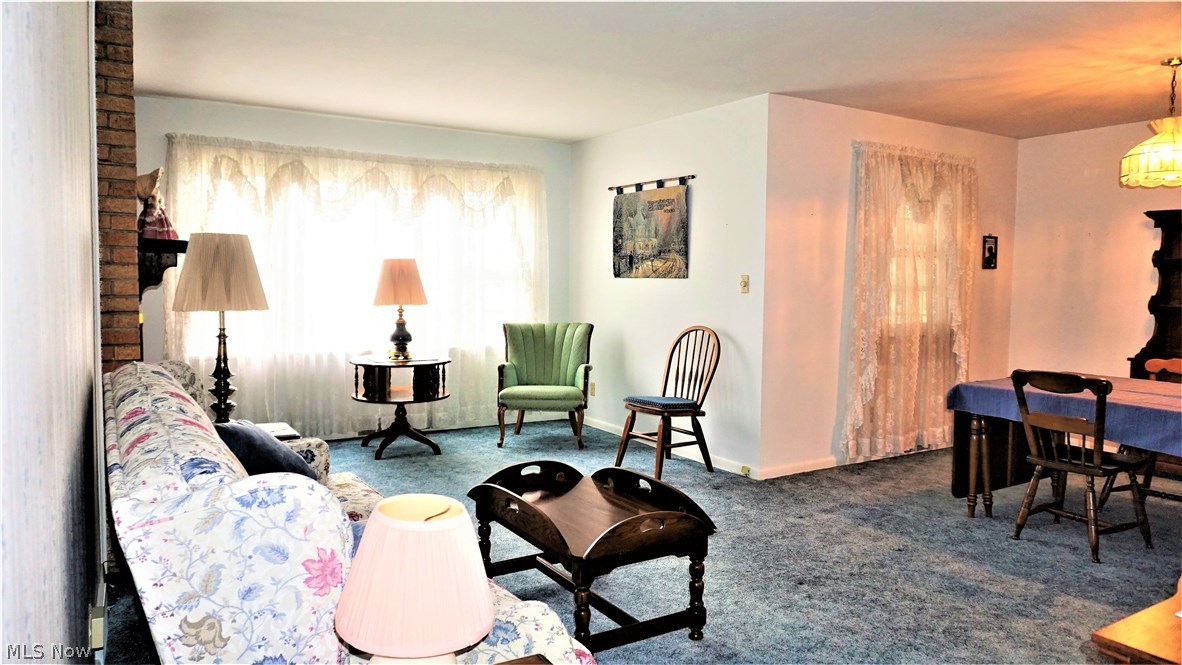 Green Lawn Knolls - Residential