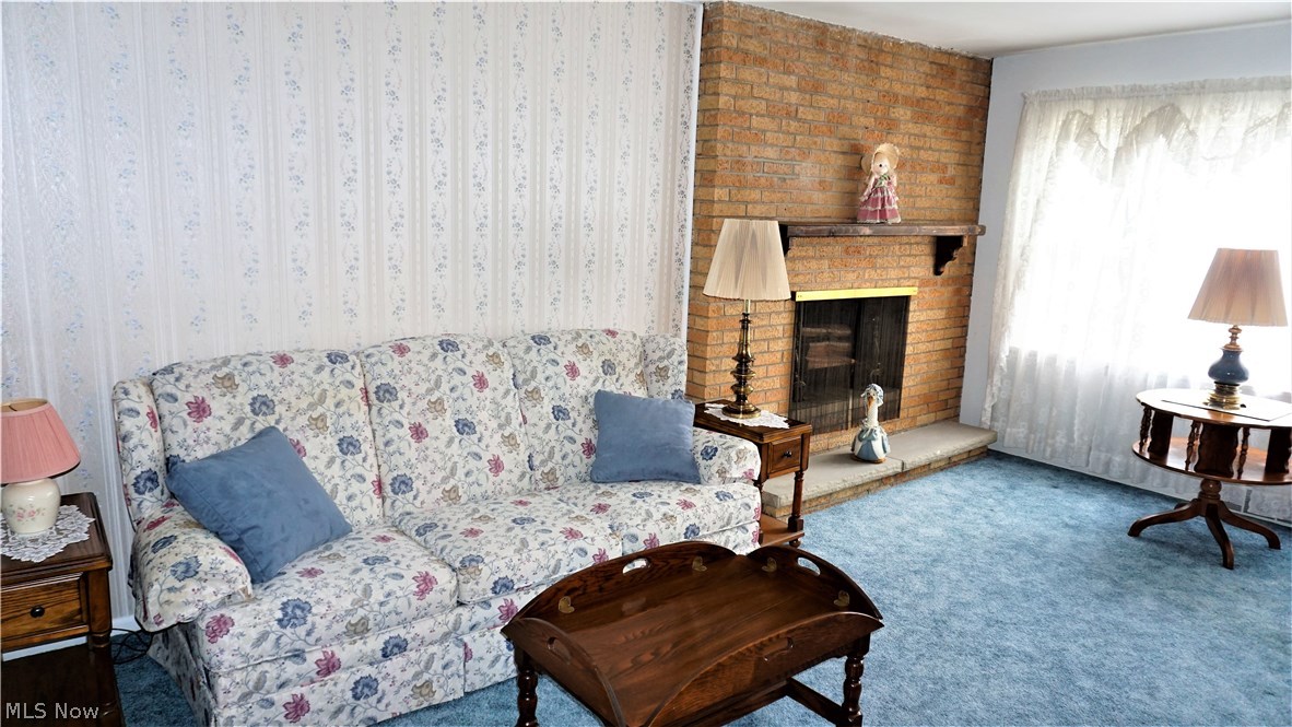 Green Lawn Knolls - Residential