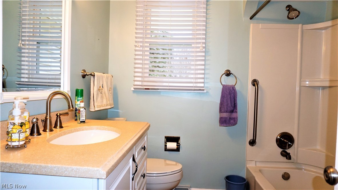 Green Lawn Knolls - Residential