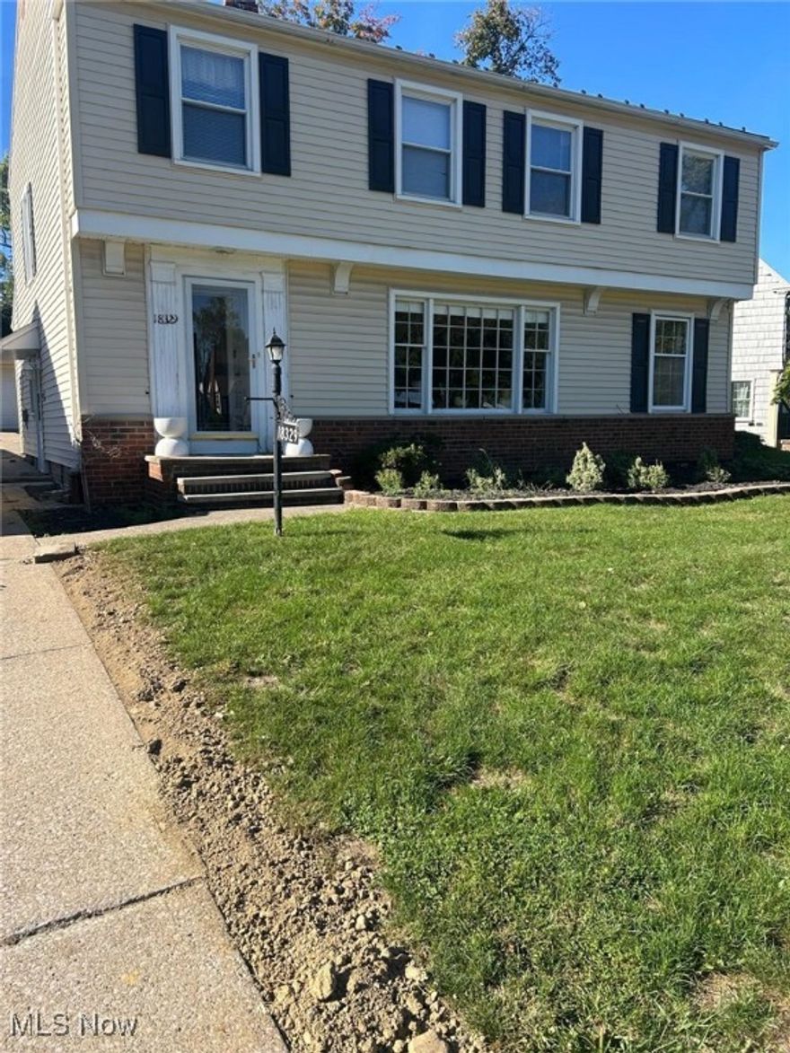 So much potential in this almost 2000 sq.ft. spacious colonial with 2 full baths and 2 half baths. If you are looking for a very large master bedroom  then this is it and includes your master bath!!! First floor is open and spacious with nice size living and dining room and a cozy office/den off the living room for you convenience.  Basement is partially finished and just waiting on your finishing touch.  being sold "as is" and point of sale is in supplements for review.   

Come see this unique home and you will not be disappointed just so much to offer!!!