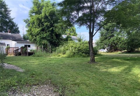 Tiny photo for 26014 Pettibone Road, Oakwood, OH 44146 (MLS # 5178932)