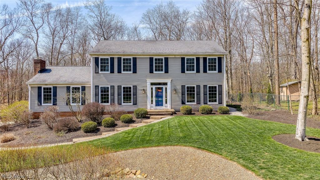 Photo of 7306 Granby Drive, Hudson, OH 44236 (MLS # 5201960)