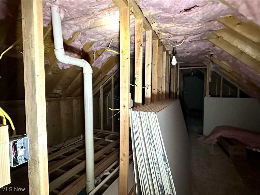 Jabesh Gallups - Residential