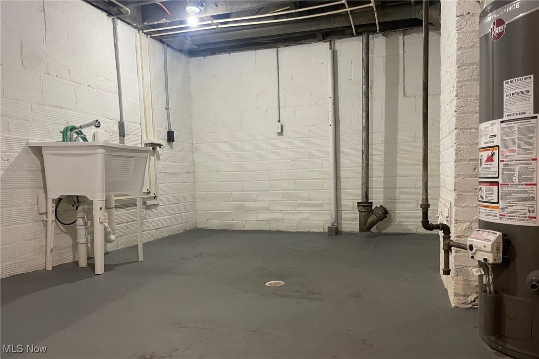 Riverside Park - Commercial Sale