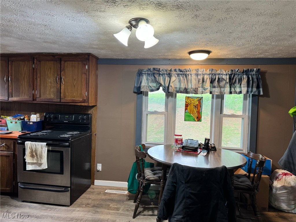 10097 March Road, East Rochester, Ohio image 4