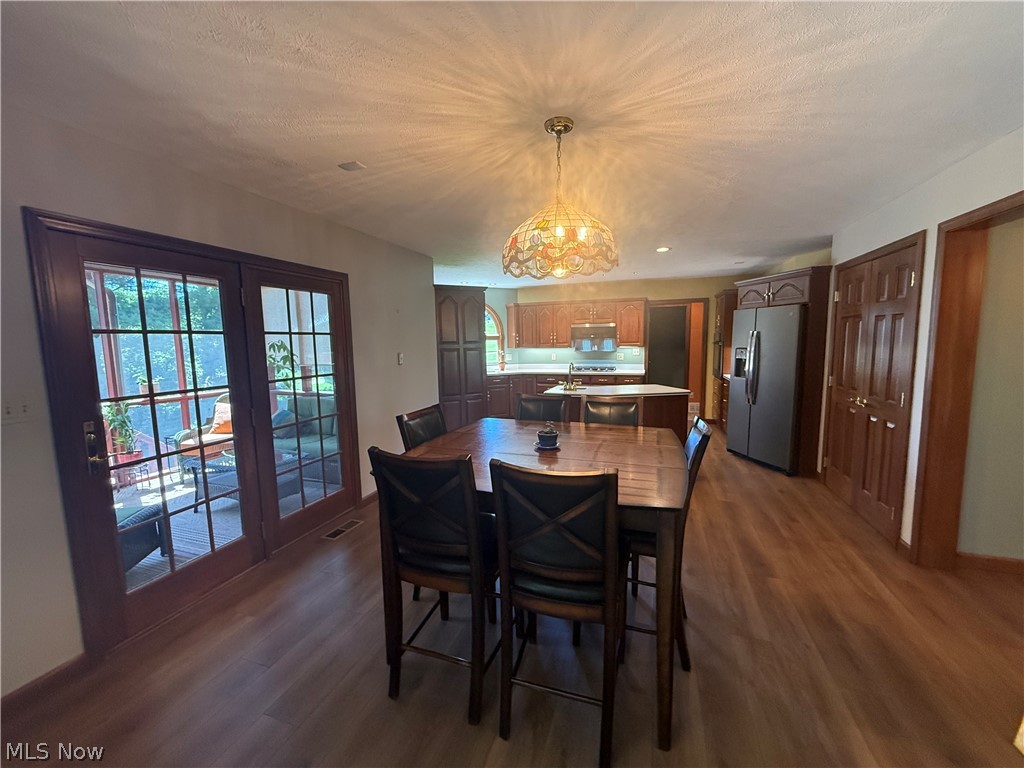 Jon Sub - Residential