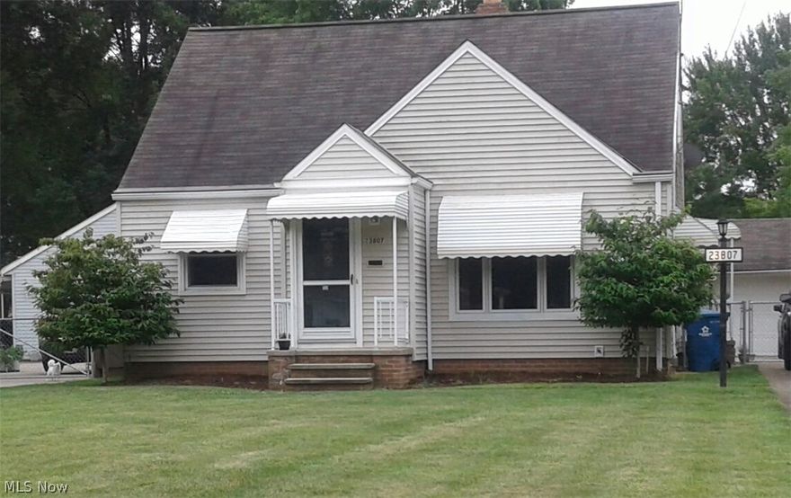 Don't judge this book by it's cover. This home is much larger than it looks from the front. The home boast an extra large yard with part of it fenced for the children and pets. Several updates have been done within the last 10 yrs. Newer roof, gutter guards, vinyl siding, windows, furnace, A/C, bathrooms, kitchen, some electrical and exterior doors. Definitely not a drive by. Must see to really appreciate what this home has to offer. Close to the freeway, shopping, restaurants and much more, but you get the feel of the country out your back door.