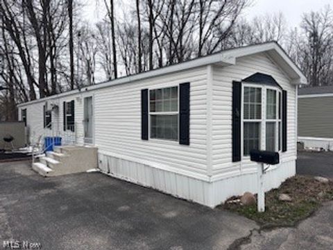 Homes For Sale - 37223 Euclid Avenue #58<br/> Willoughby, OH 44094