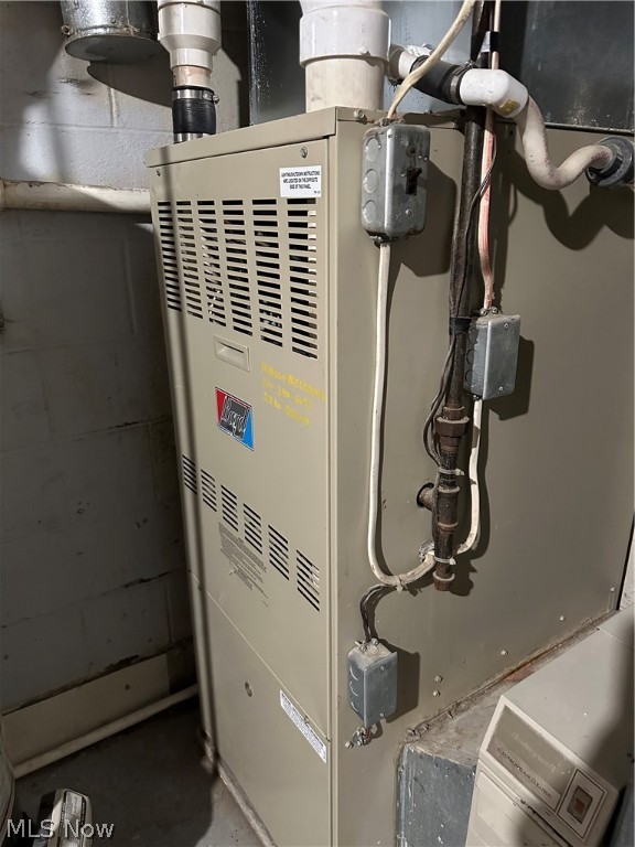 Helwig & Dawsons 02 Add/Uhri - Residential