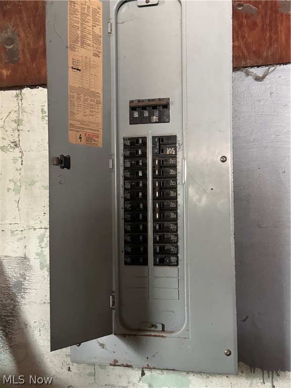 Helwig & Dawsons 02 Add/Uhri - Residential