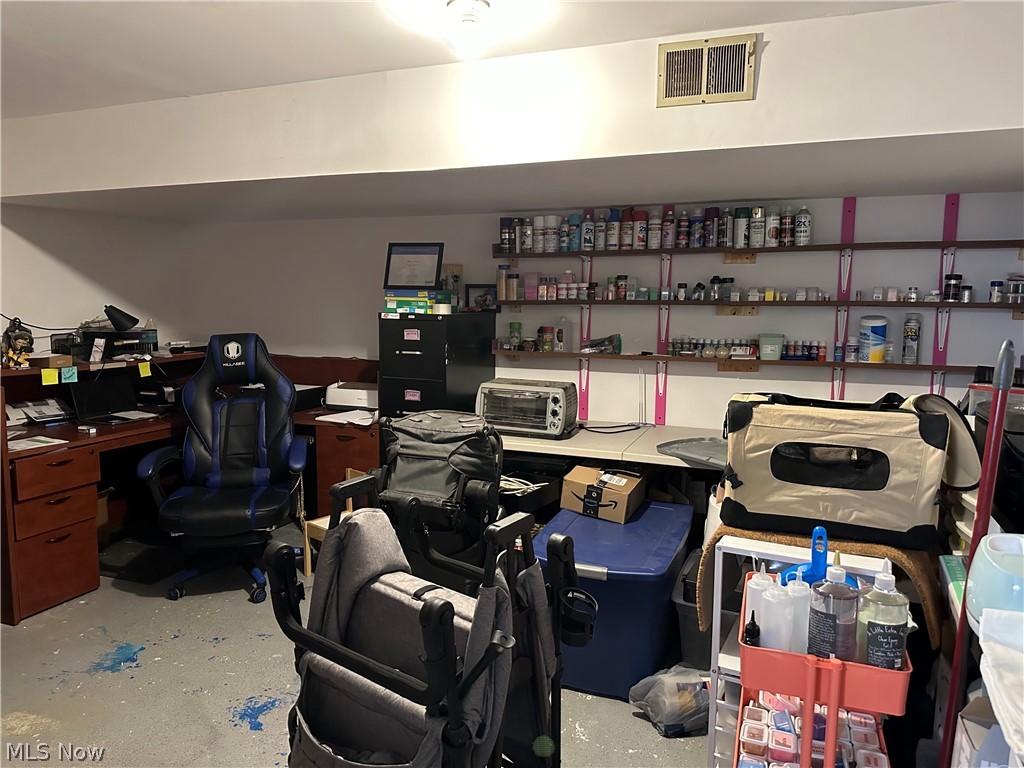 Helwig & Dawsons 02 Add/Uhri - Residential