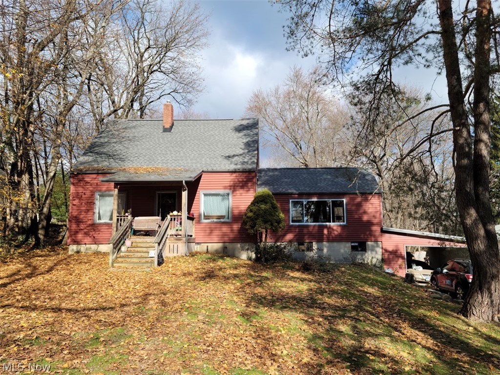 This 4 bedroom, 2 bath home has good curb appeal, and is located within walking distance to the Square/ Needs TLC on interior/ Nice lot and location