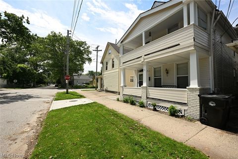 Tiny photo for 2116 W 32nd Street, Cleveland, OH 44113 (MLS # 5215175)