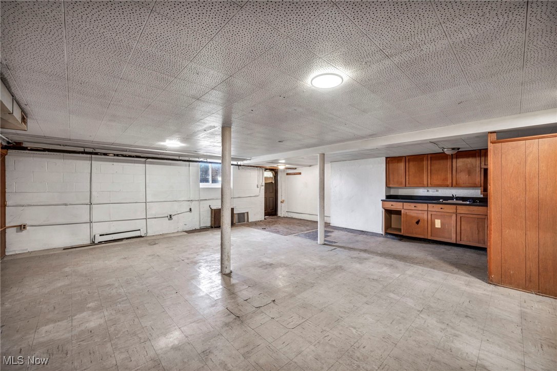 East/Black River - Commercial Sale