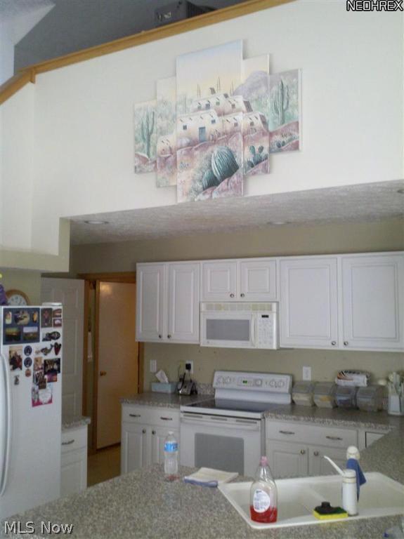 Lakes/Brittany Point - Residential