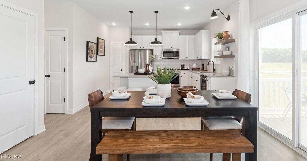 Photo of 6039 Conneaut Light Drive, Vermilion, OH 44089 (MLS # 5170154)