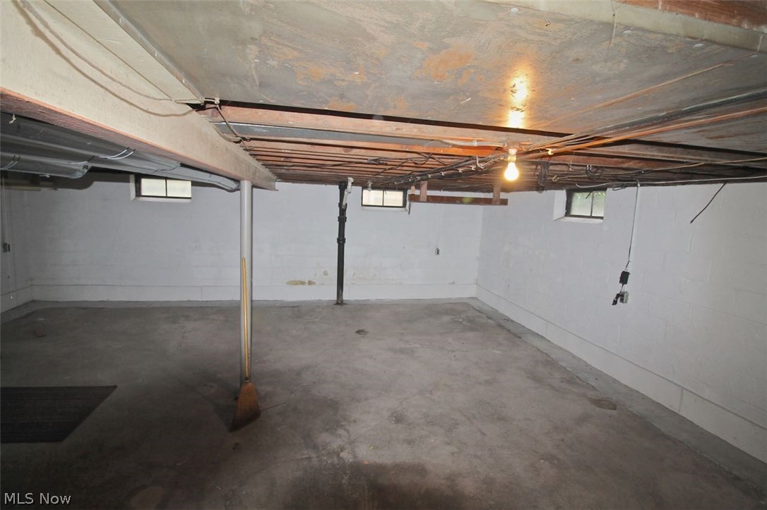 Harold J Whites Sub #1 - Residential Lease