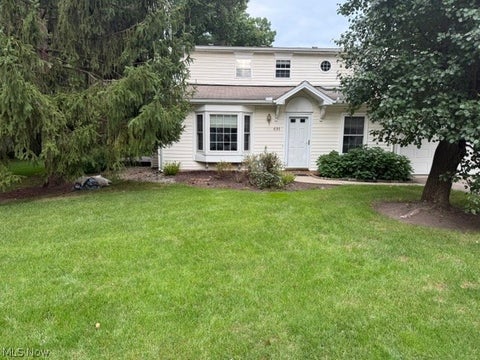 Condo For Sale - 691 S Point Trail<br/> Berea, OH 44017