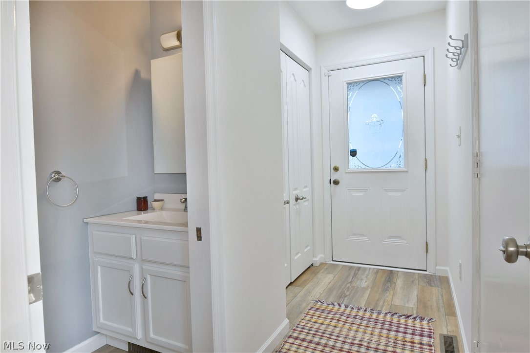 Pineview Village Condo - Residential