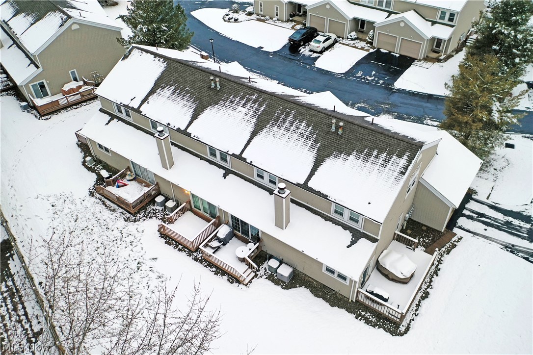 Pineview Village Condo - Residential