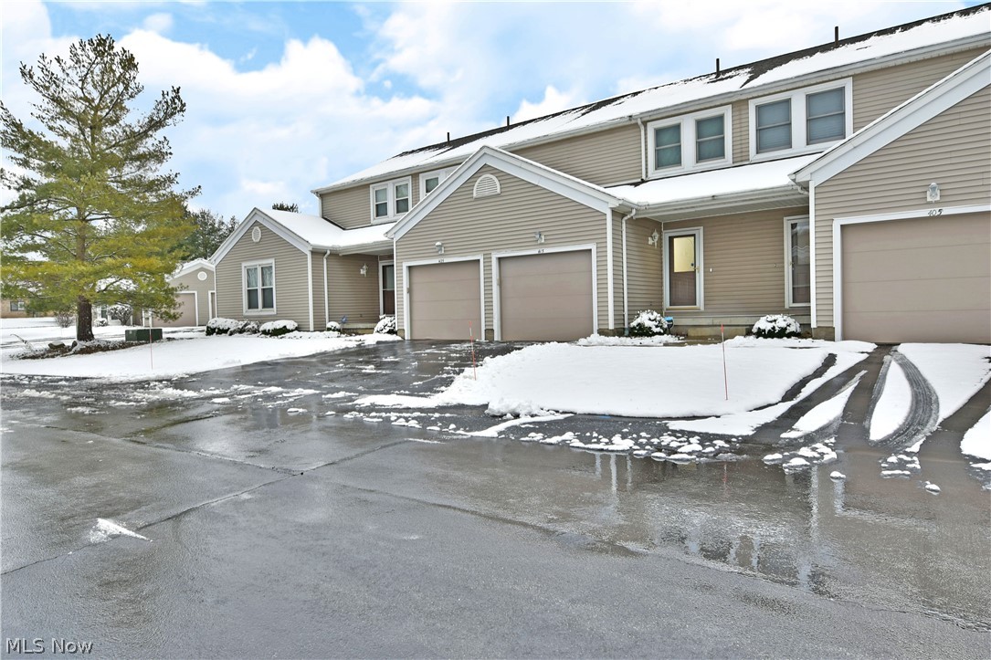 Pineview Village Condo - Residential