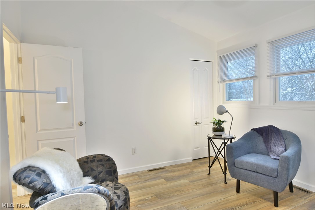 Pineview Village Condo - Residential