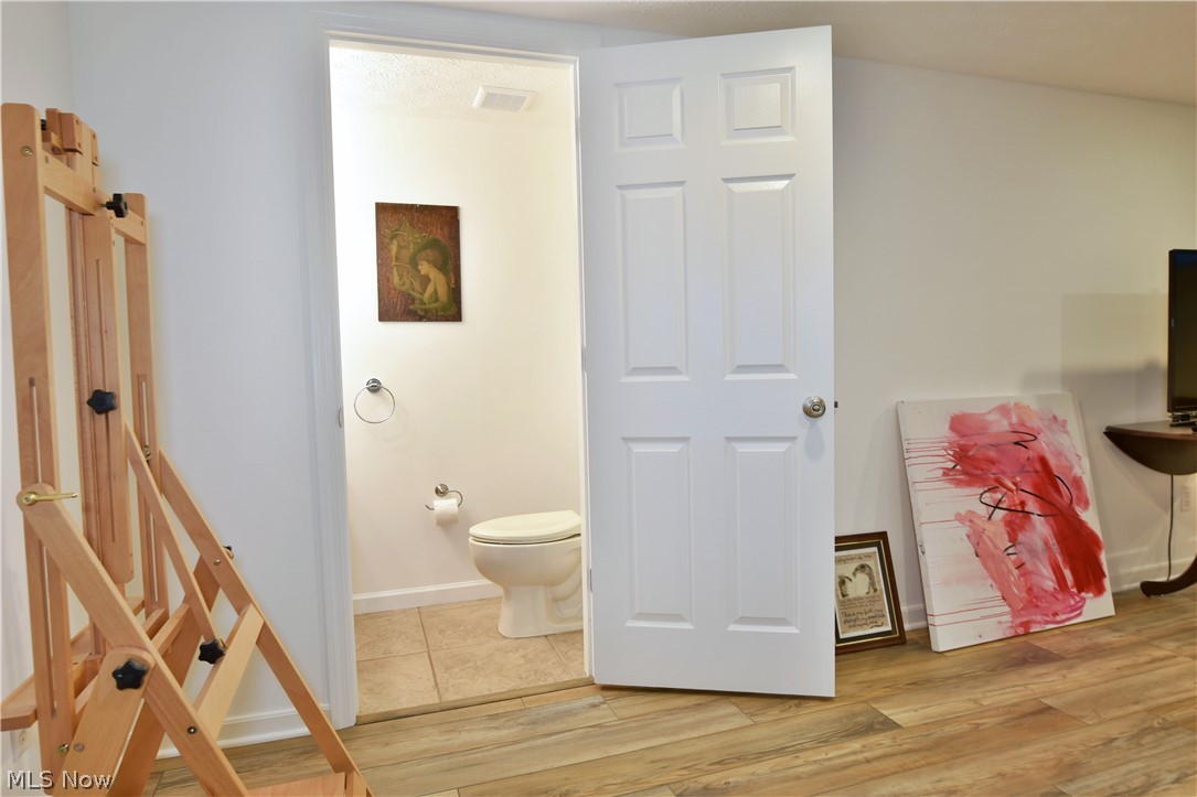 Pineview Village Condo - Residential