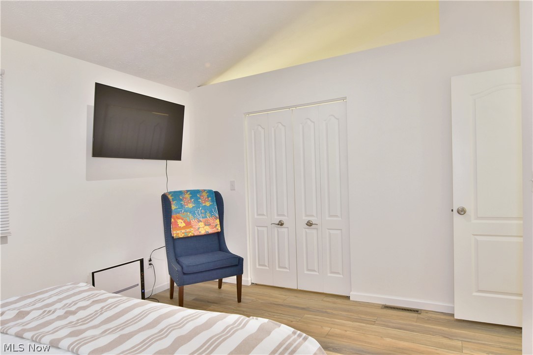 Pineview Village Condo - Residential