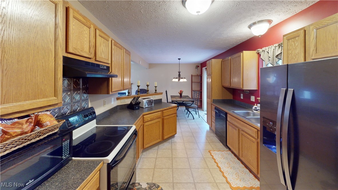 Lakes/Brittany Pointe - Residential