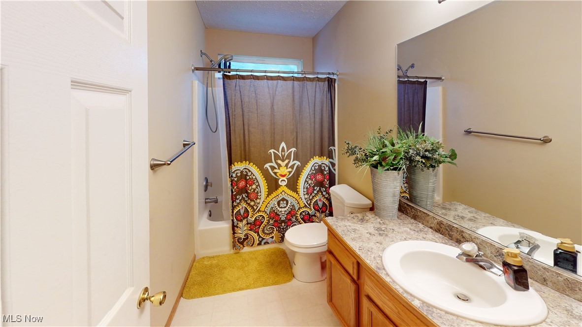 Lakes/Brittany Pointe - Residential