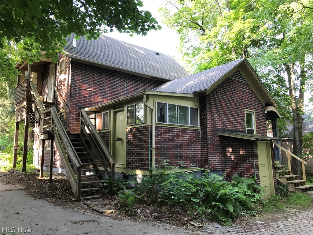 Stow - Residential Income