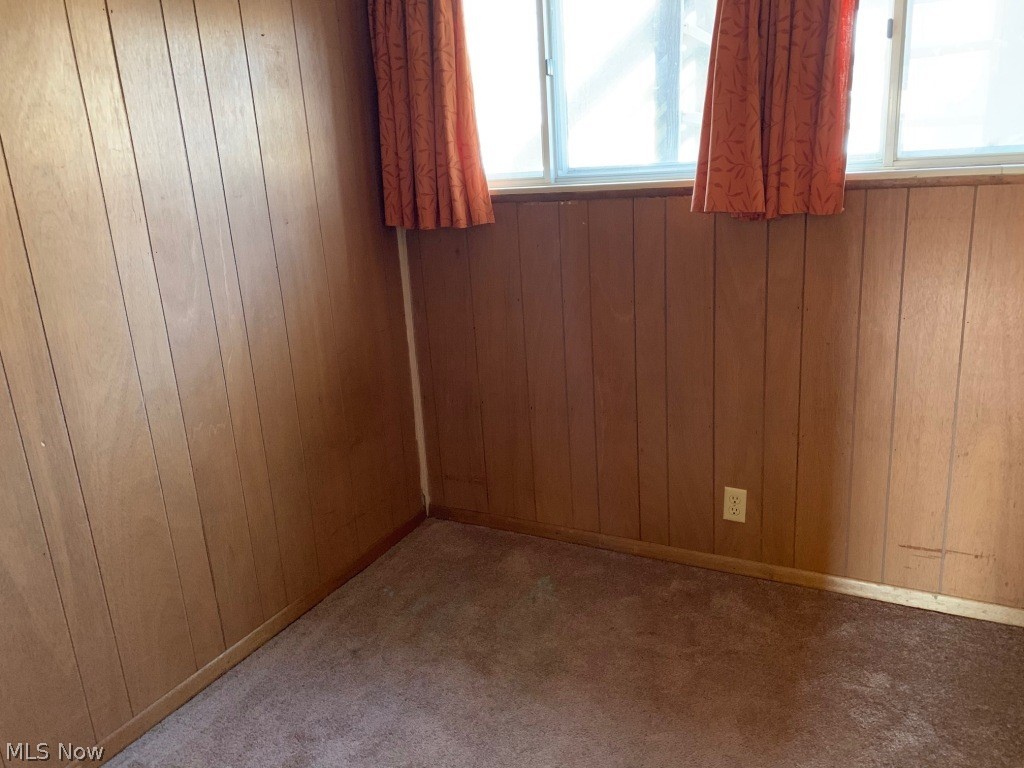 Stow - Residential Income