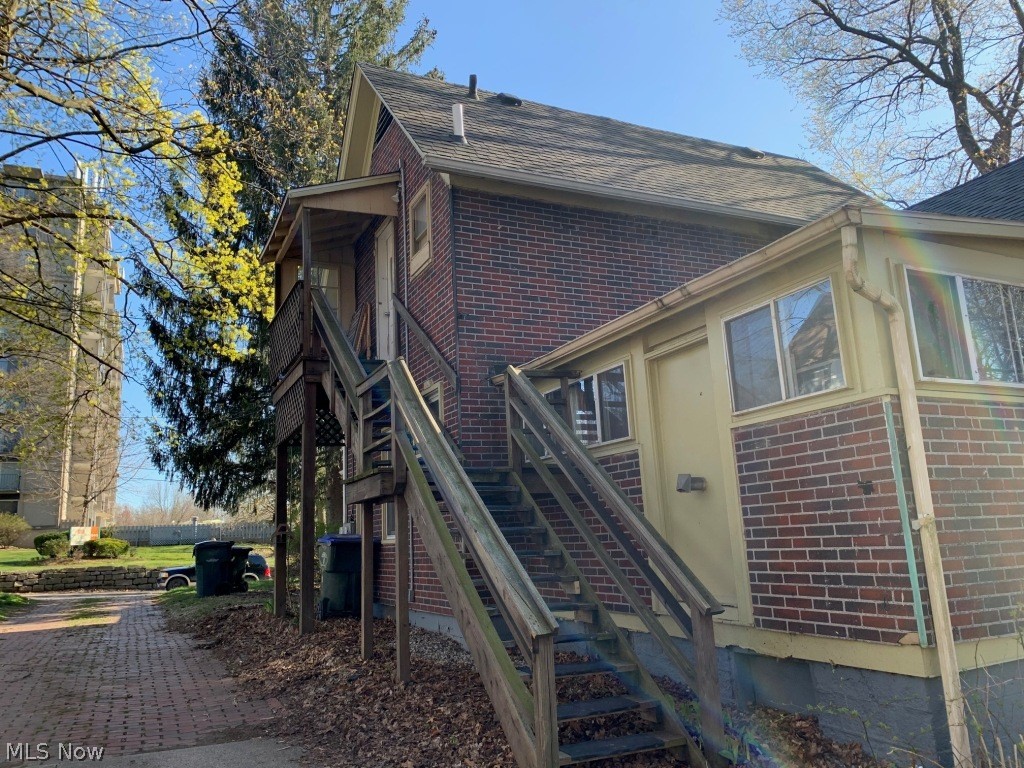 Stow - Residential Income