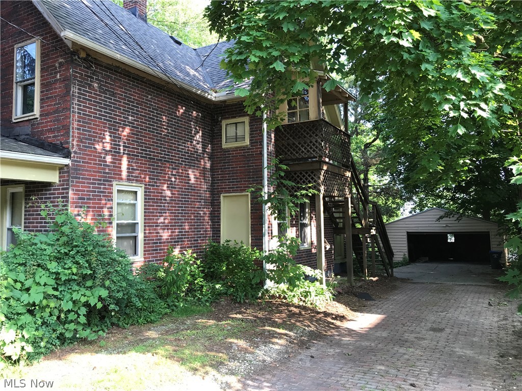 Stow - Residential Income