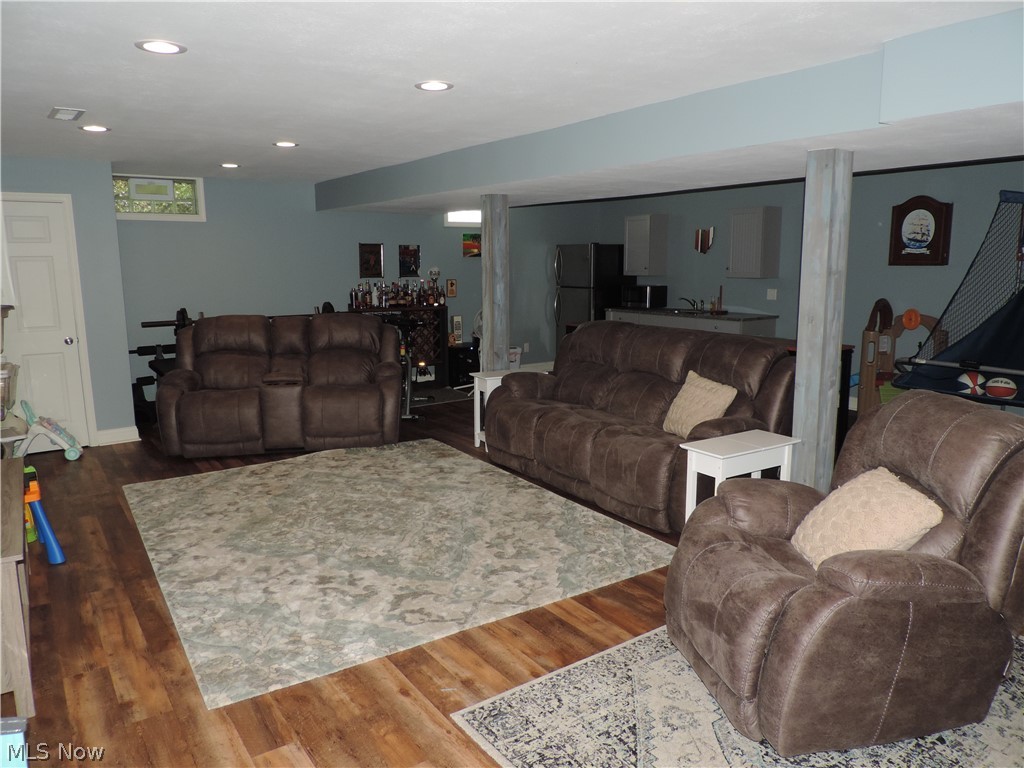 Maple Leaf - Residential